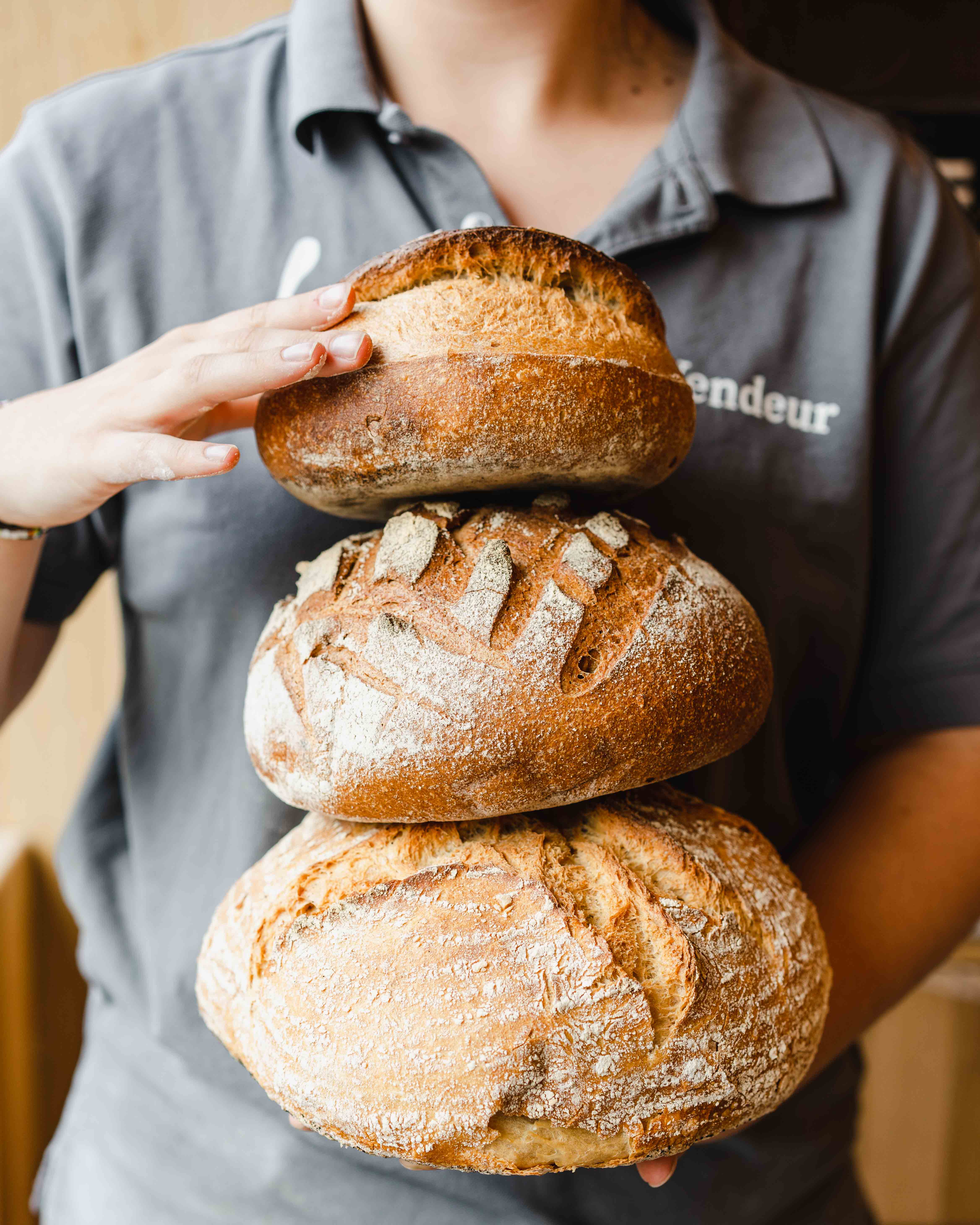 Pains grosses pièces à trancher